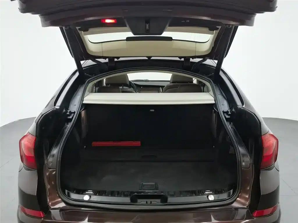 2015 BMW 5 Series GT 535i xDrive — миниатюра 16
