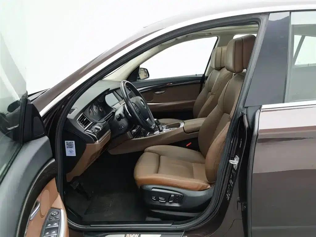 2015 BMW 5 Series GT 535i xDrive — миниатюра 10
