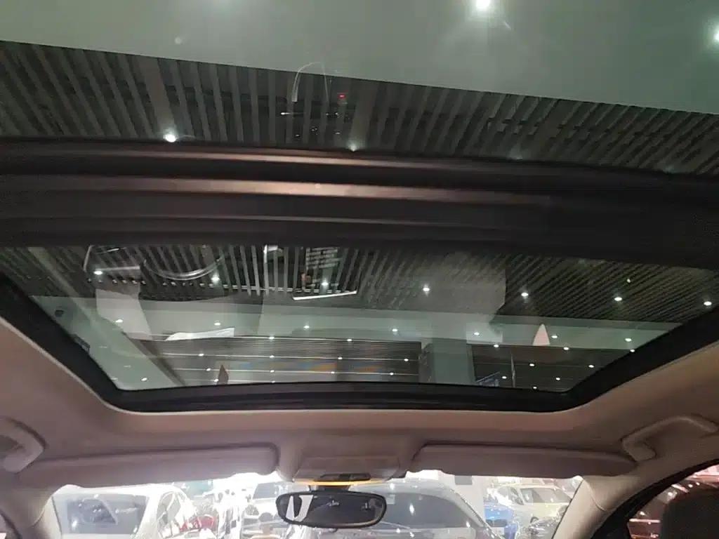 2015 BMW 2 Series Gran Tourer 218i Sport Design Package — миниатюра 18