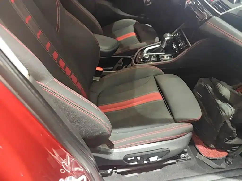 2015 BMW 2 Series Gran Tourer 218i Sport Design Package — миниатюра 25