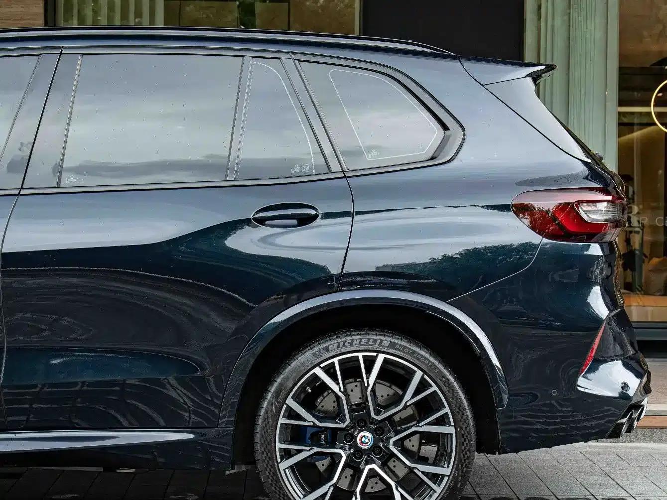 2022 BMW X5 M — миниатюра 6