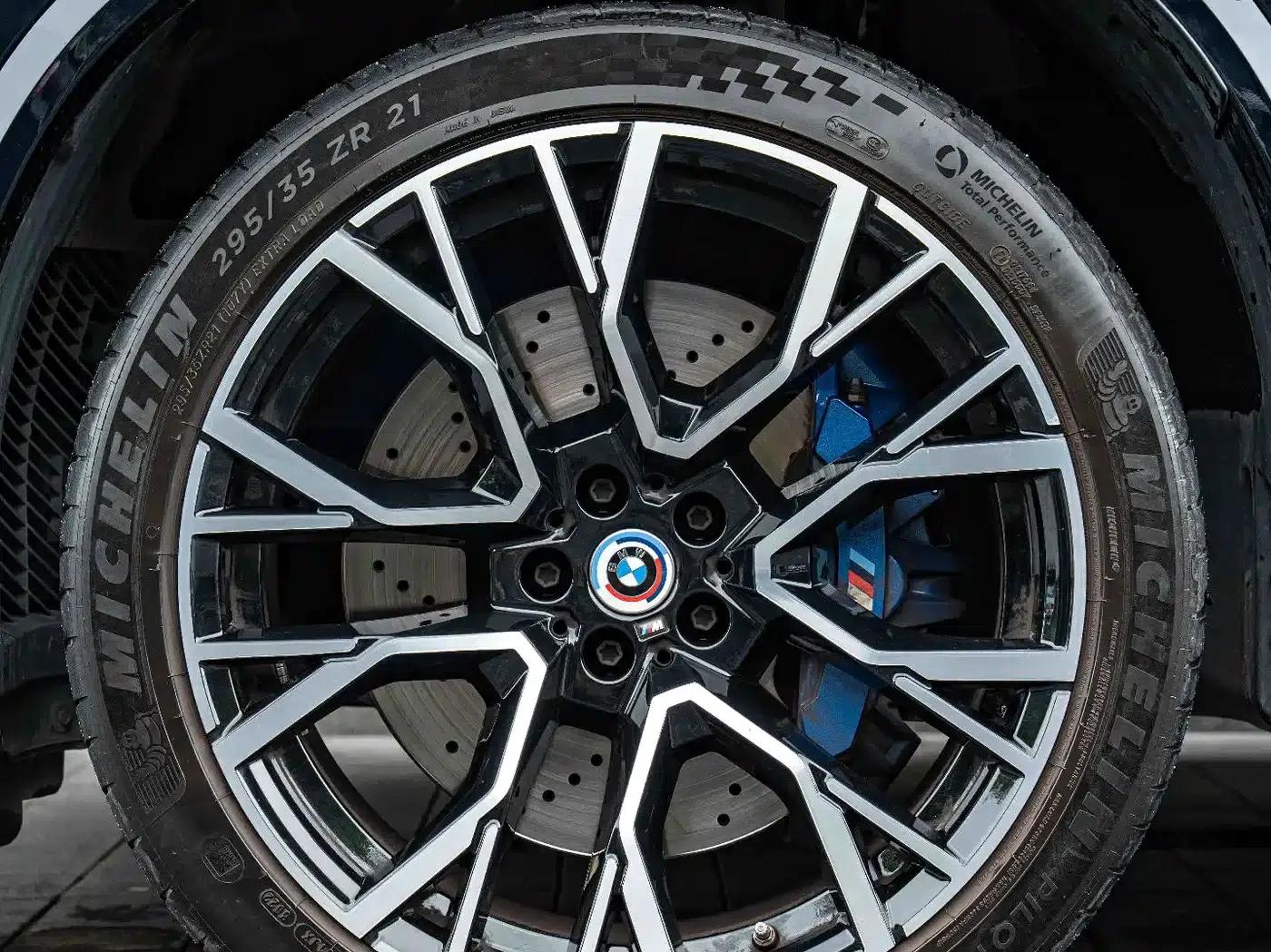 2022 BMW X5 M — миниатюра 7
