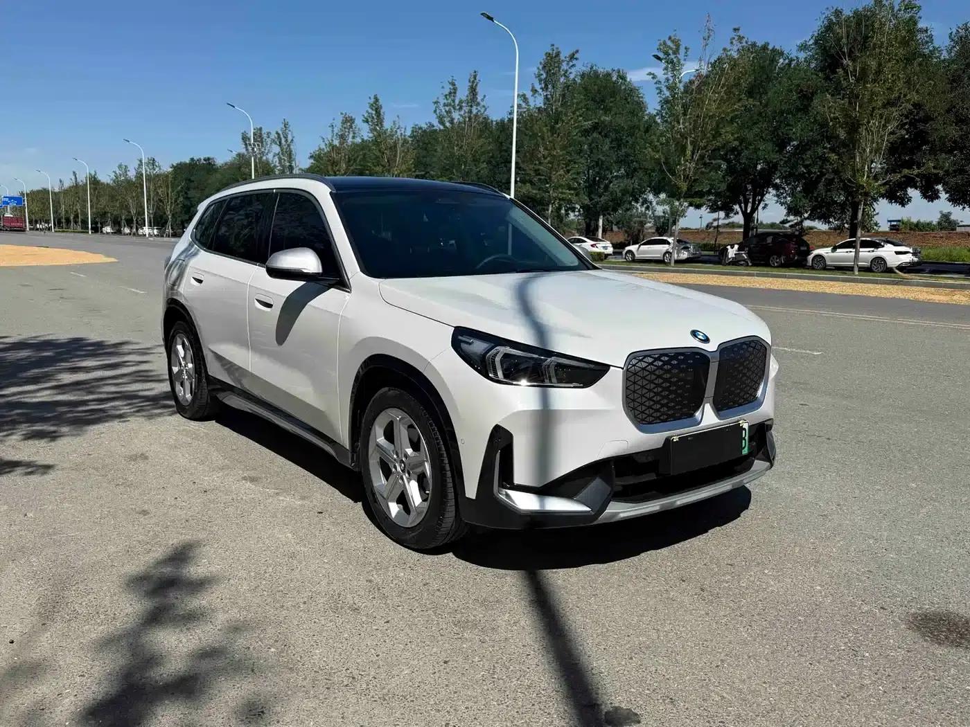 BMW iX1 2023 eDrive25L X Design Package — миниатюра 3