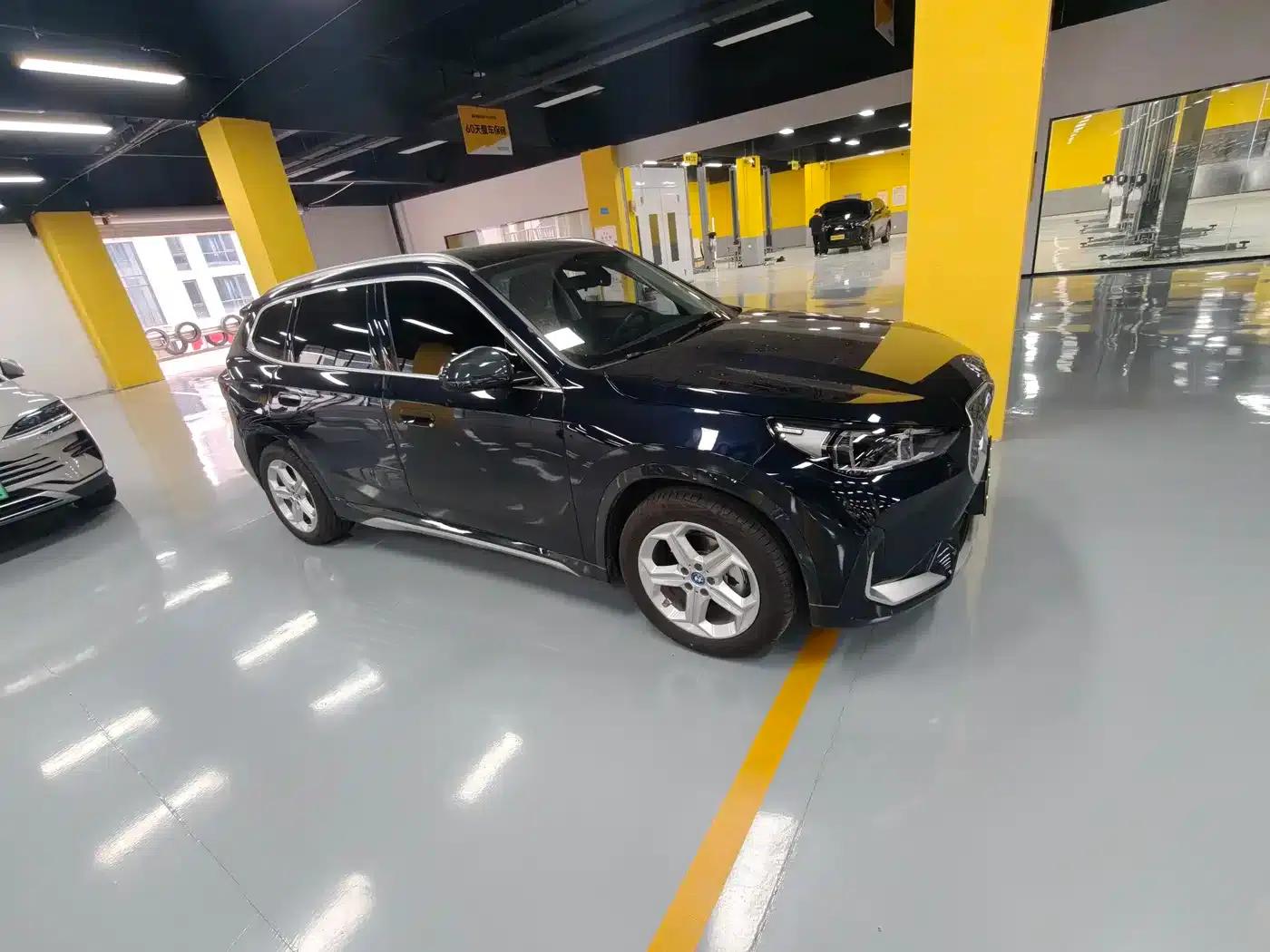BMW iX1 2023 eDrive25L X Design Package — миниатюра 2