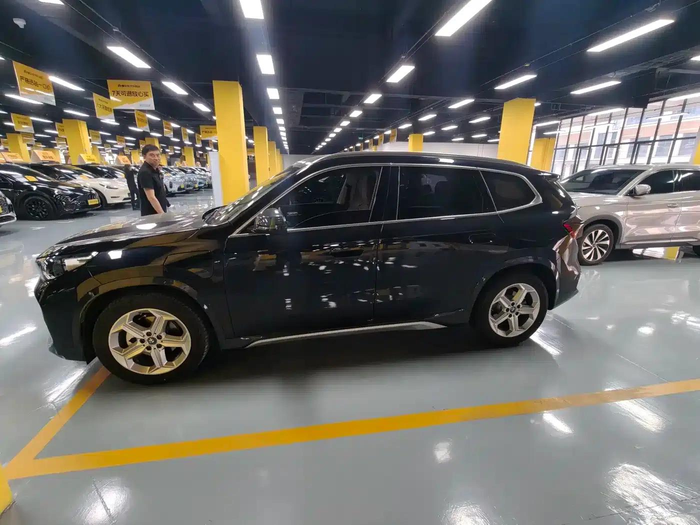 BMW iX1 2023 eDrive25L X Design Package — миниатюра 3