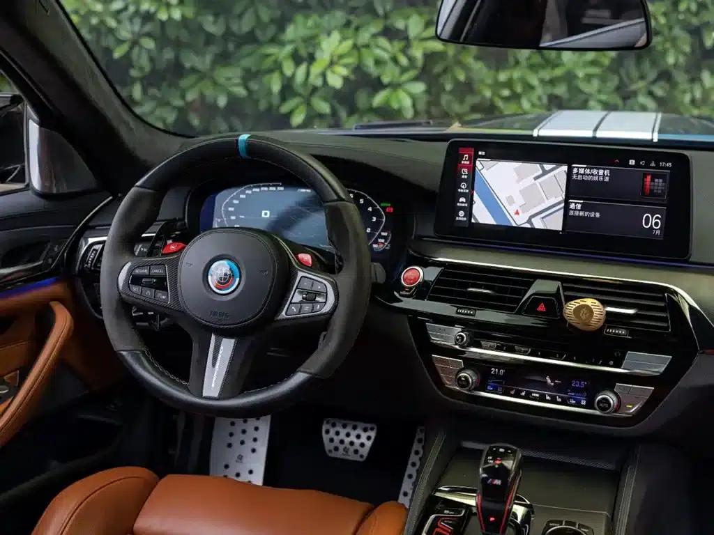 2021 BMW M5 — миниатюра 14