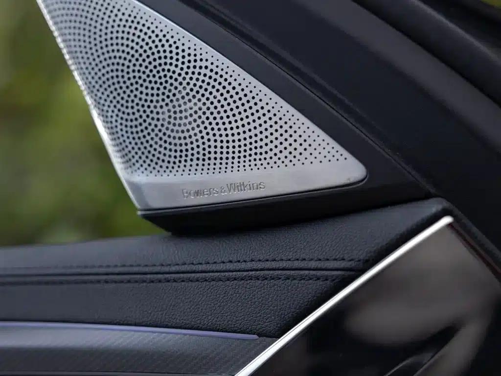 2021 BMW M5 — миниатюра 20