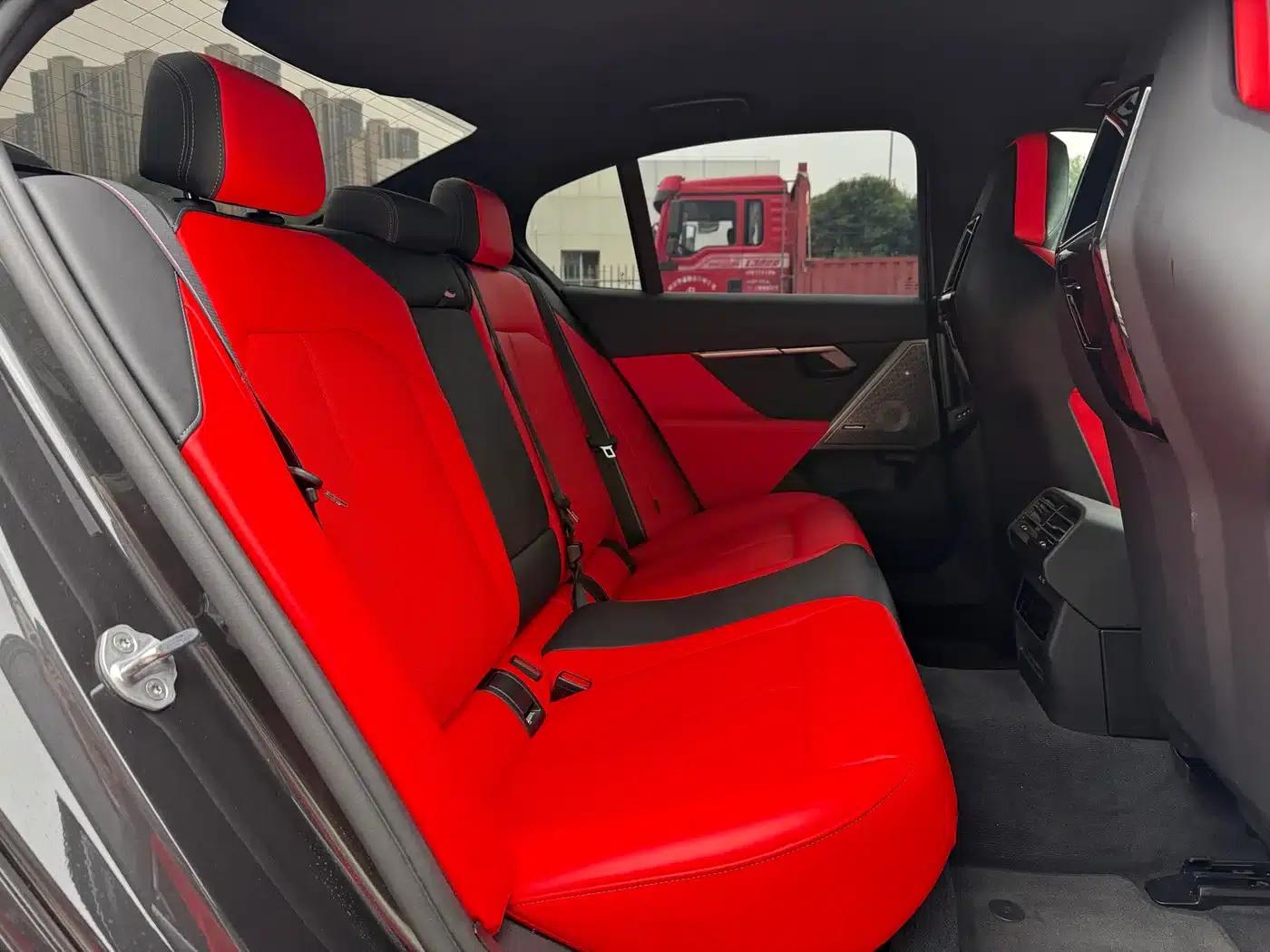 BMW M5 PHEV 2025 M5 — миниатюра 13