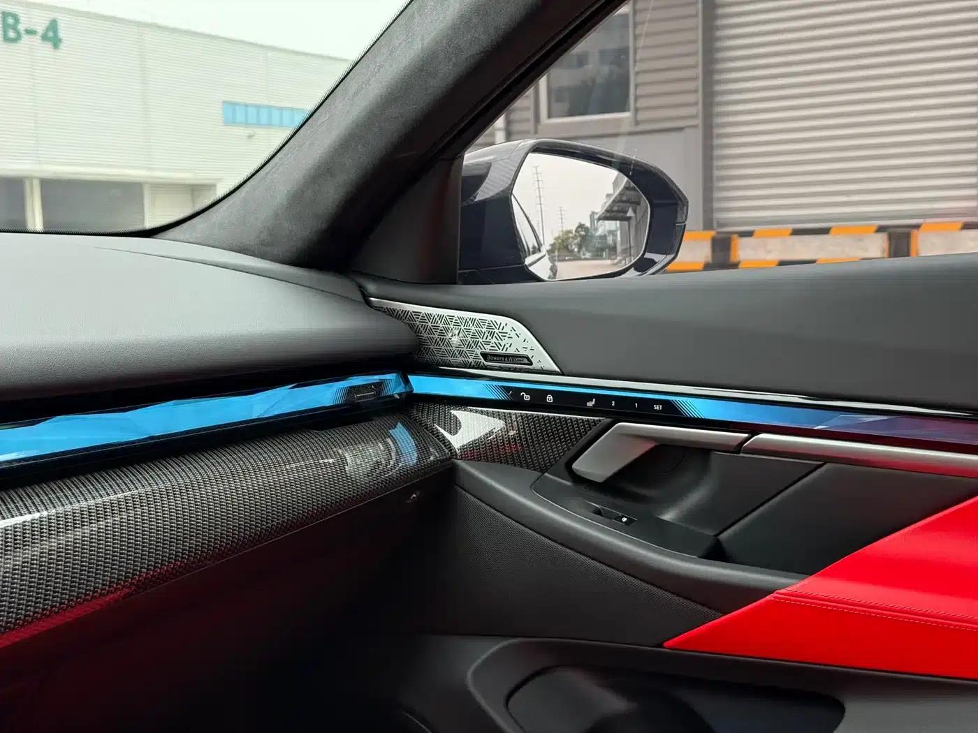 BMW M5 PHEV 2025 M5 — миниатюра 16