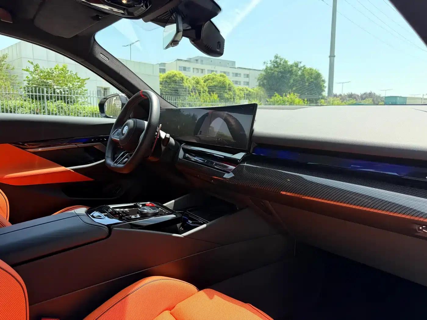BMW M5 PHEV 2025 M5 — миниатюра 11