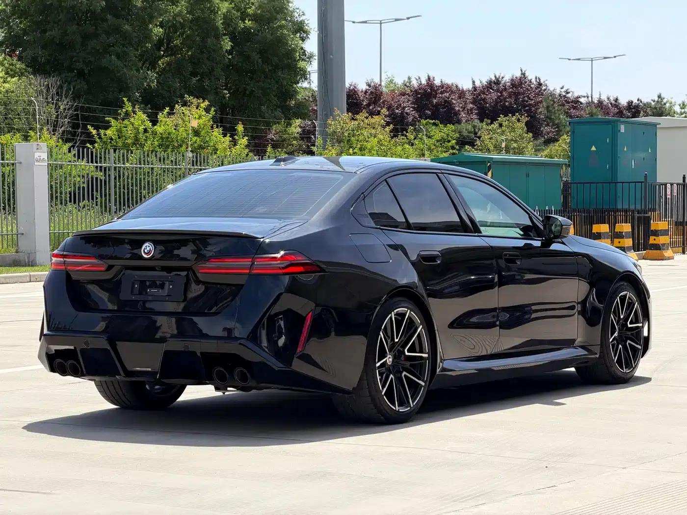 BMW M5 PHEV 2025 M5 — миниатюра 6