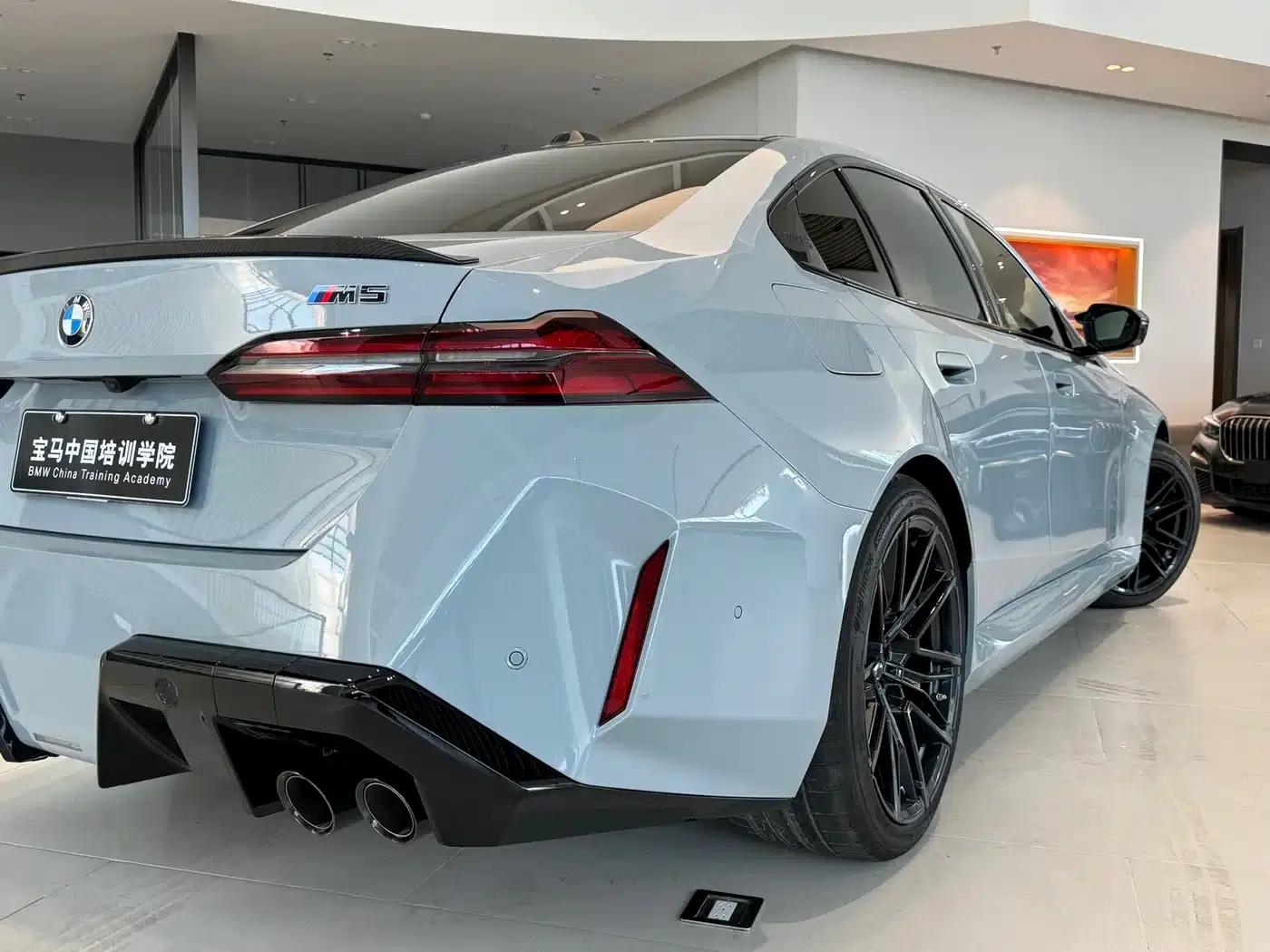 BMW M5 PHEV 2025 M5 — миниатюра 11