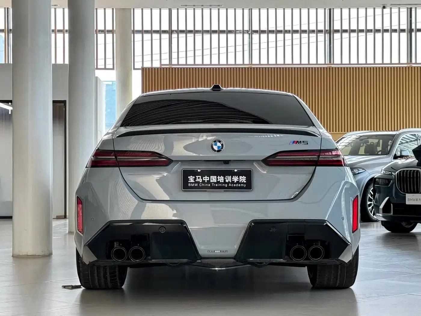 BMW M5 PHEV 2025 M5 — миниатюра 16