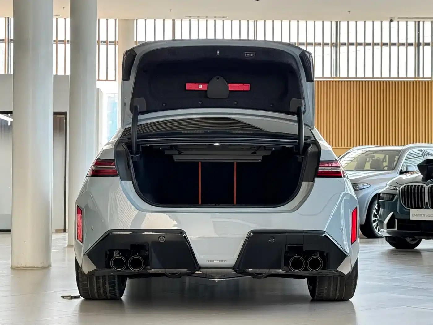 BMW M5 PHEV 2025 M5 — миниатюра 9