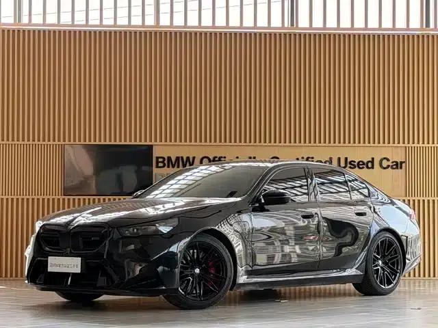 BMW M5 PHEV 2025 M5