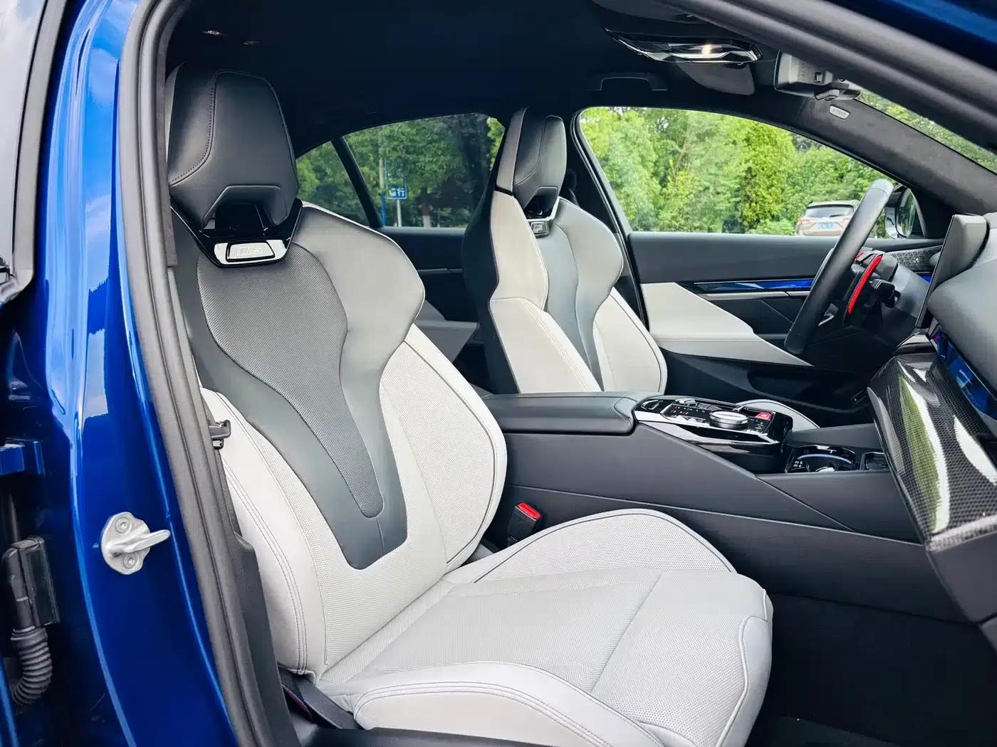 BMW M5 PHEV 2025 M5 — миниатюра 12
