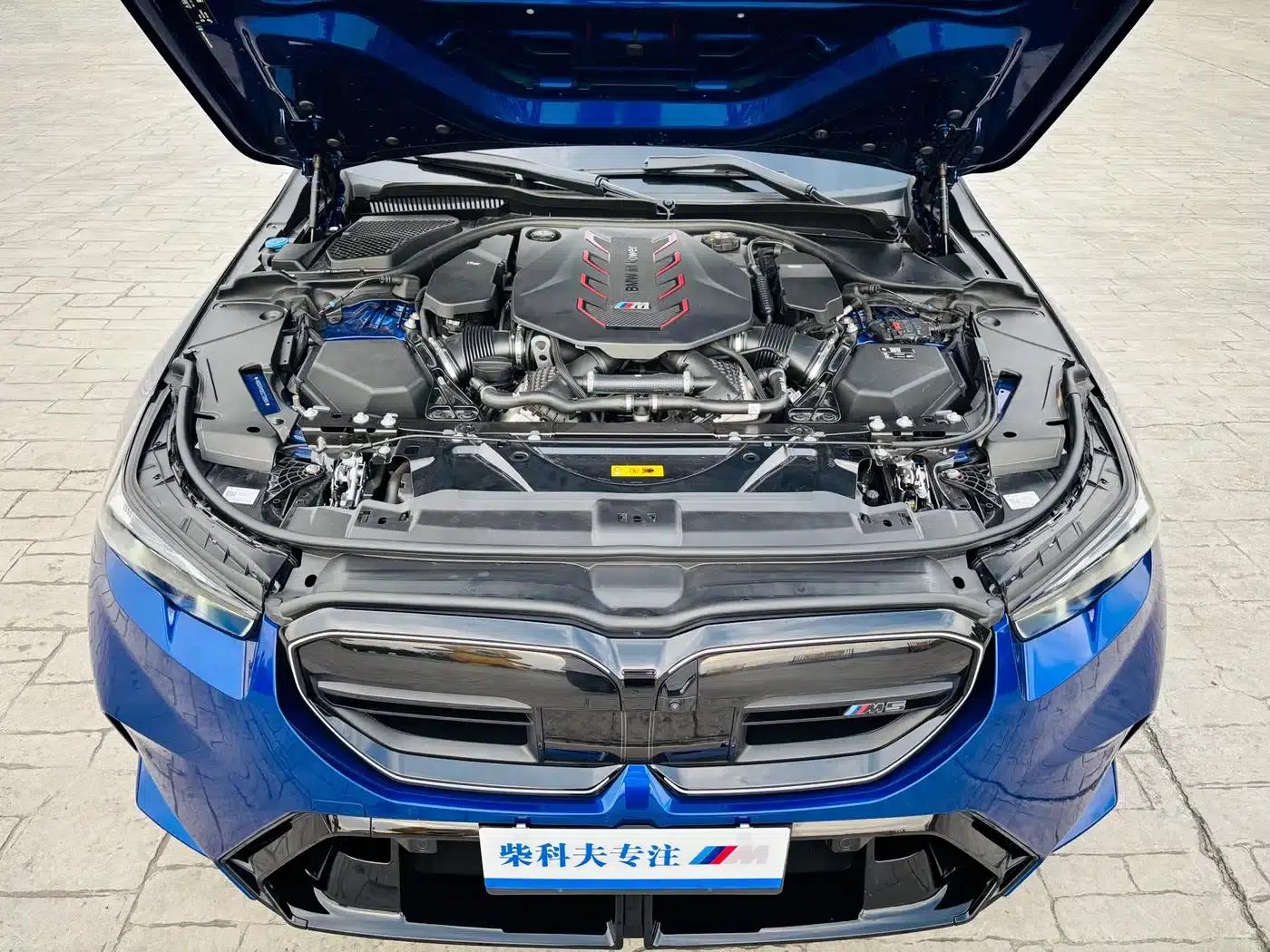 BMW M5 PHEV 2025 M5 — миниатюра 13
