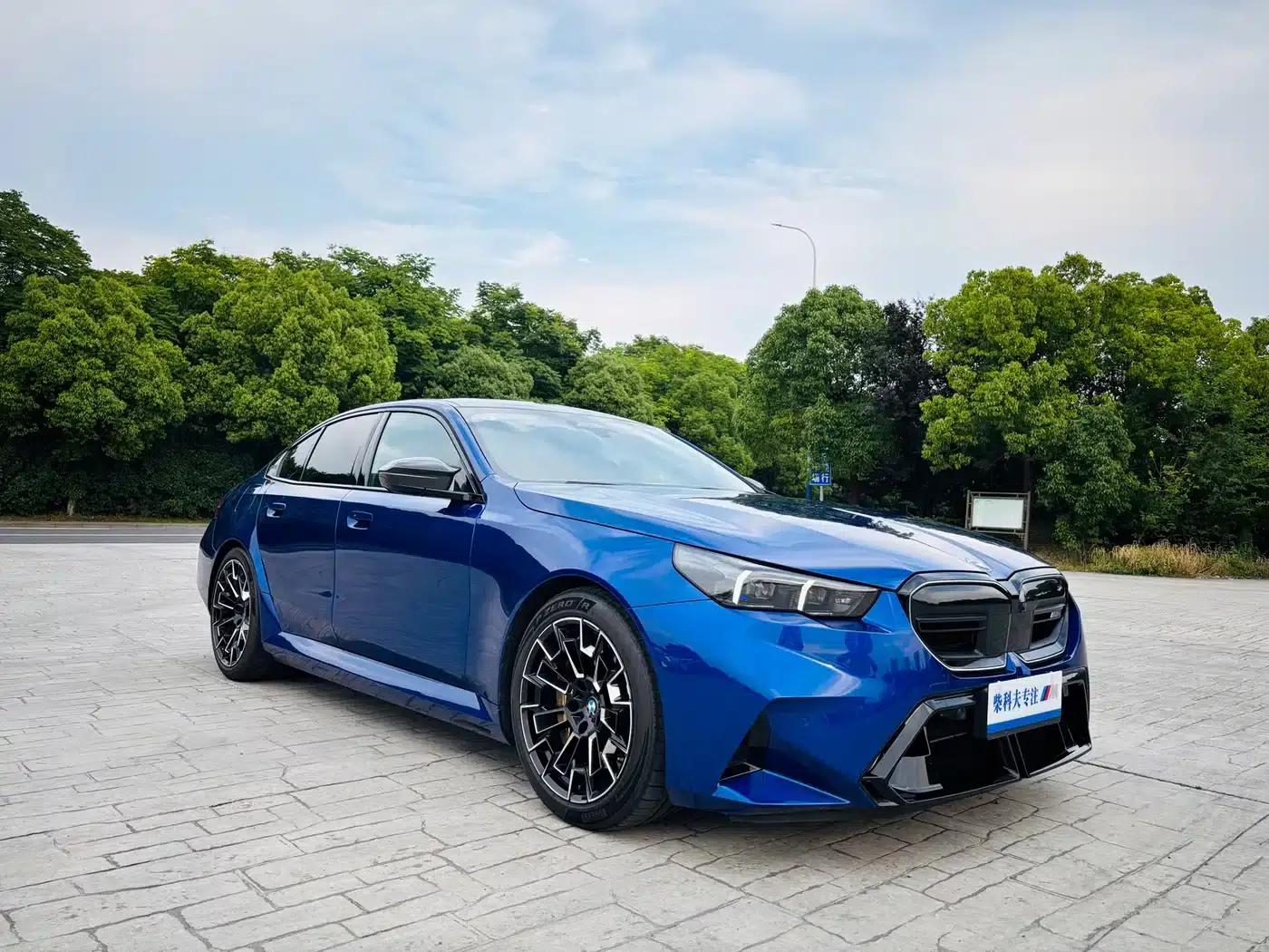 BMW M5 PHEV 2025 M5 — миниатюра 3
