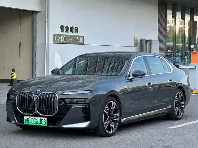 2023 BMW i7 xDrive60L M Sport Package