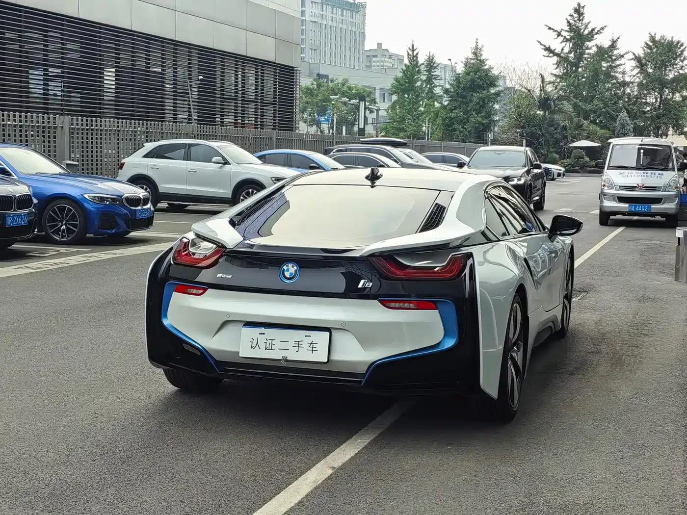 BMW i8 2014 Standard Edition — миниатюра 6