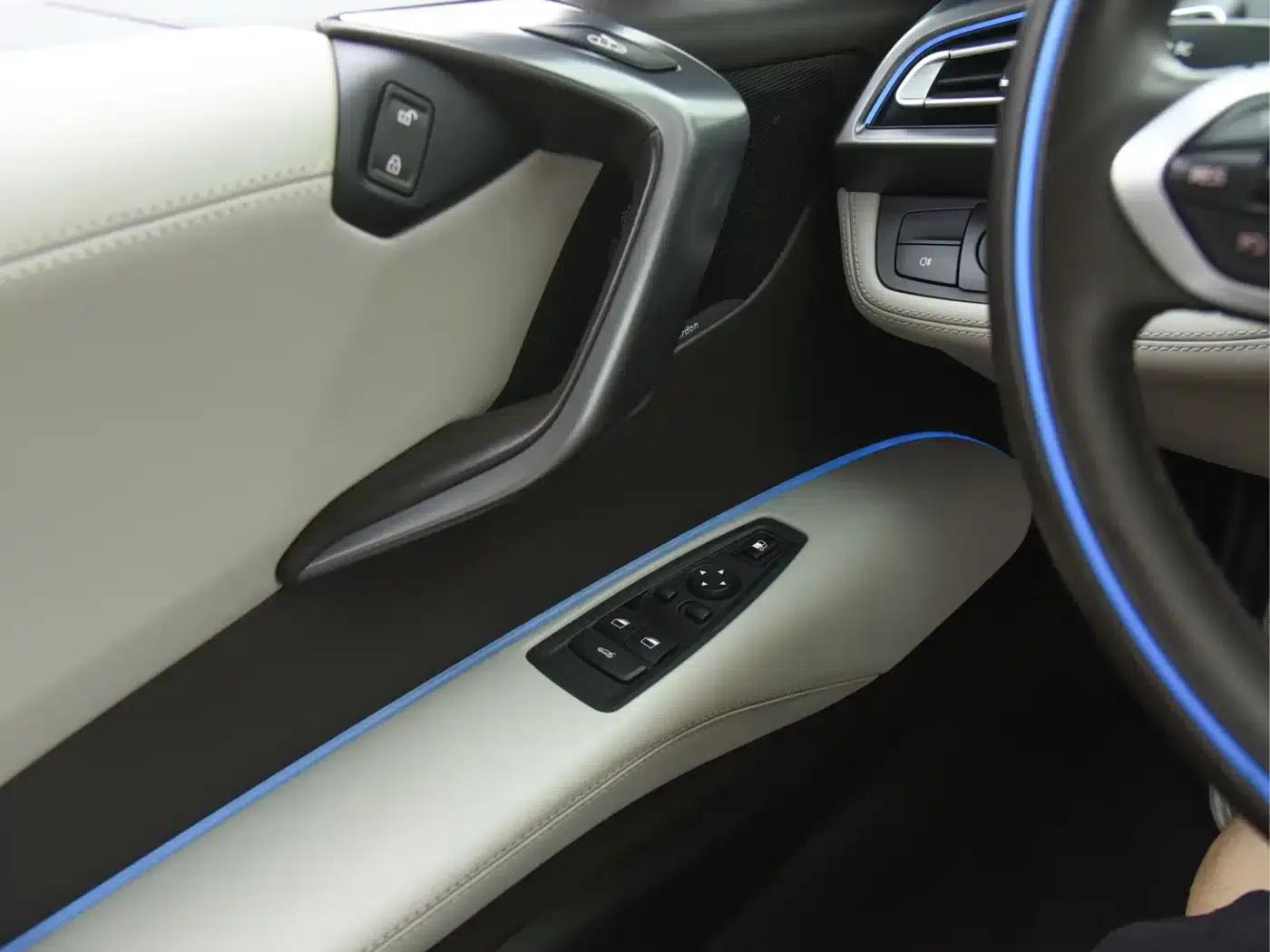 BMW i8 2014 Standard Edition — миниатюра 12