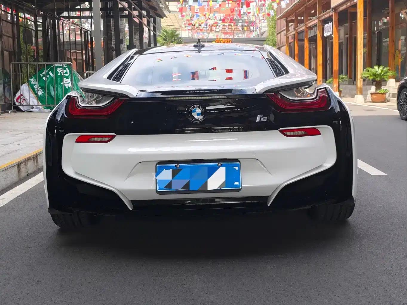 BMW i8 2014 Standard Edition — миниатюра 22