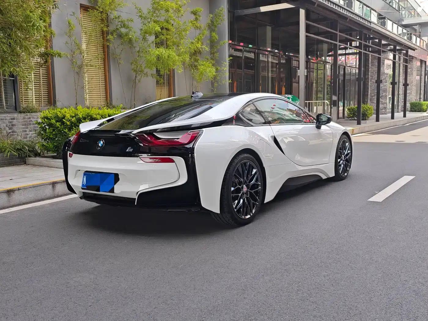 BMW i8 2014 Standard Edition — миниатюра 23