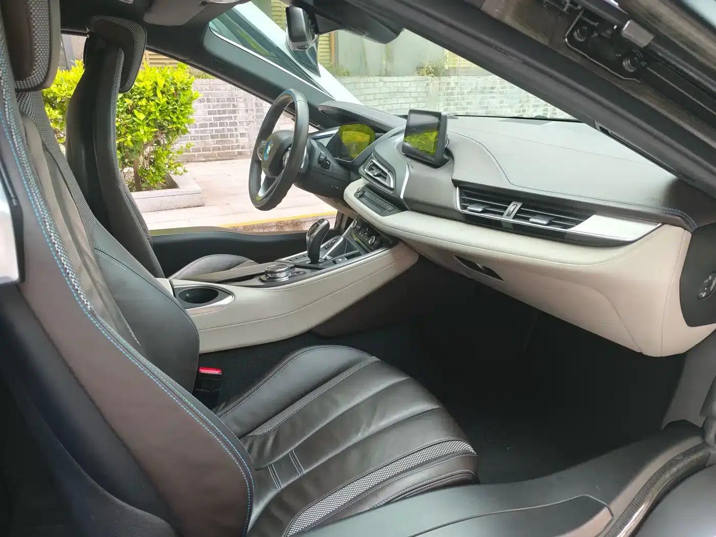 BMW i8 2014 Standard Edition — миниатюра 31