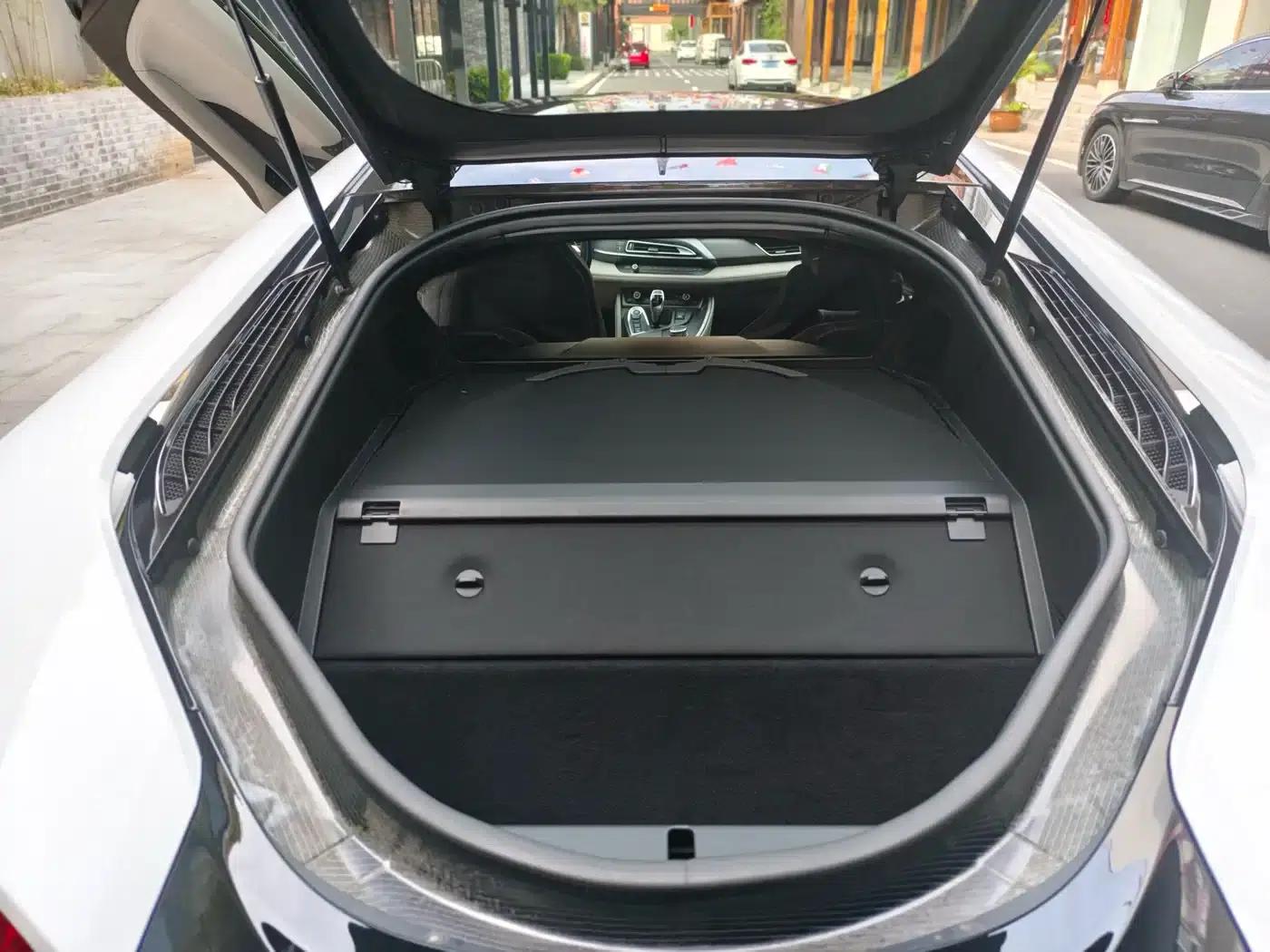 BMW i8 2014 Standard Edition — миниатюра 32