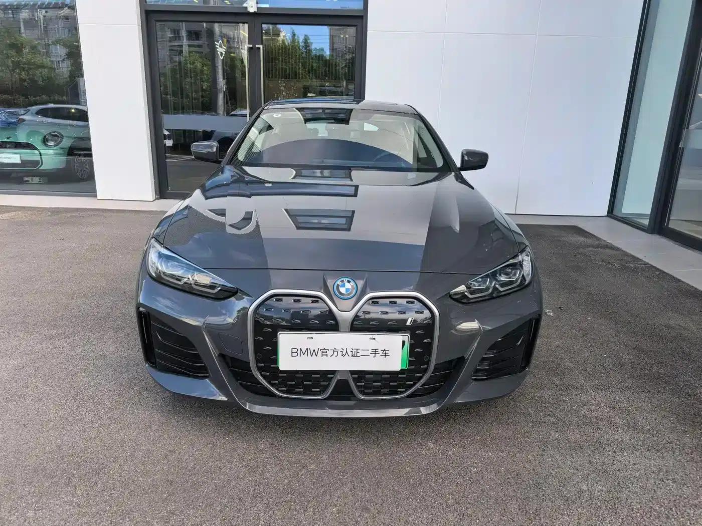 BMW i4 2023 eDrive35 — миниатюра 2