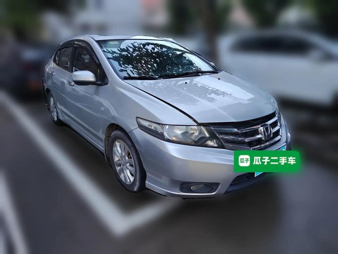 Honda City Classic 2012 1.5L manual Elite Edition — миниатюра 3