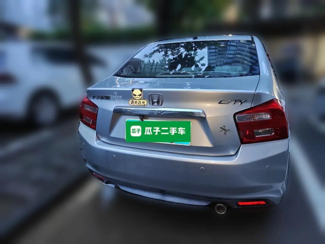 Honda City Classic 2012 1.5L manual Elite Edition — миниатюра 5