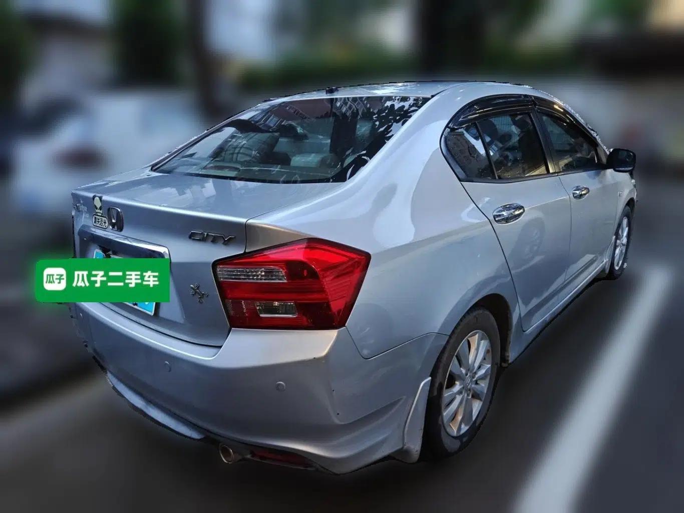 Honda City Classic 2012 1.5L manual Elite Edition — миниатюра 6