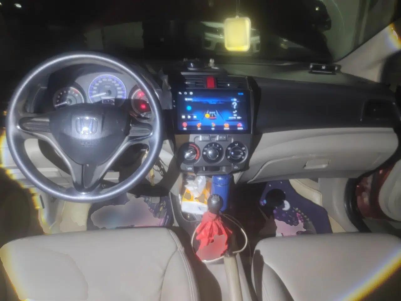 Honda City Classic 2012 1.5L manual Elite Edition — миниатюра 9