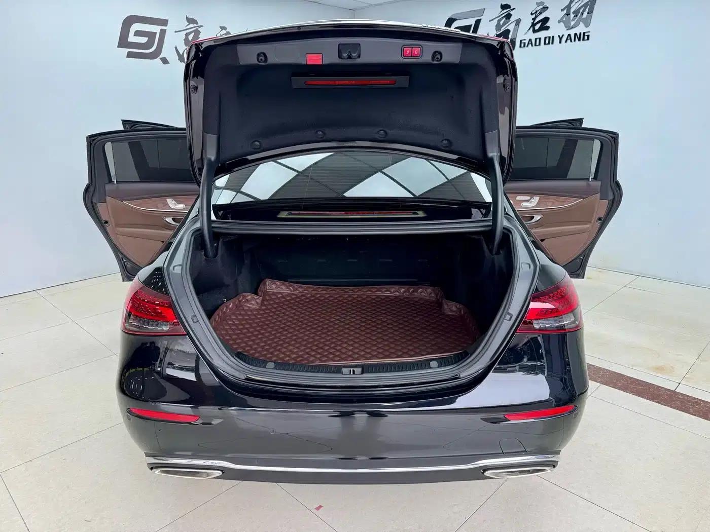 Mercedes-Benz E-Class 2022 Facelift E 300 L Luxury — миниатюра 20