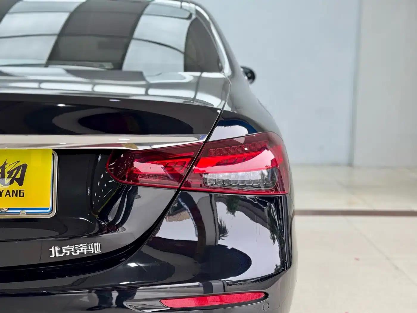 Mercedes-Benz E-Class 2022 Facelift E 300 L Luxury — миниатюра 23