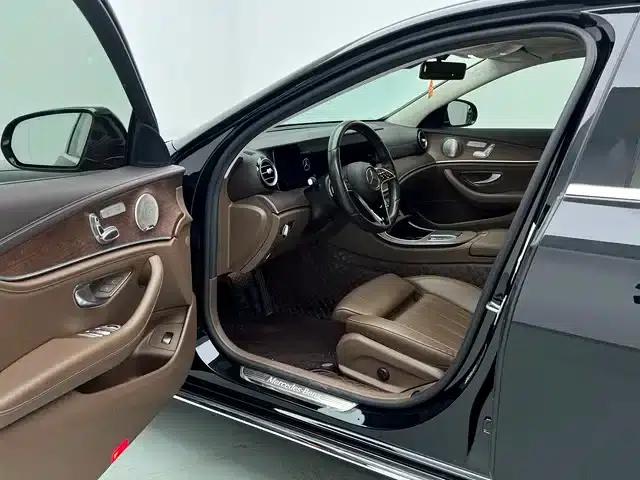 Mercedes-Benz E-Class 2022 Facelift E 300 L Luxury — миниатюра 12