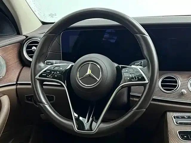 Mercedes-Benz E-Class 2022 Facelift E 300 L Luxury — миниатюра 14