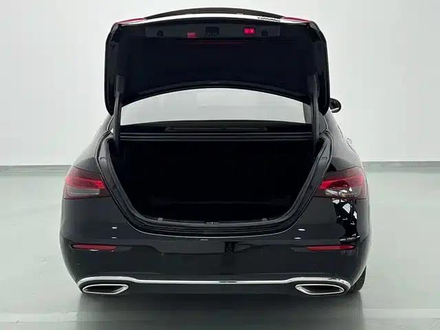 Mercedes-Benz E-Class 2022 Facelift E 300 L Luxury — миниатюра 15