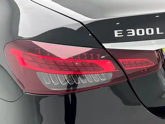 Mercedes-Benz E-Class 2022 Facelift E 300 L Luxury — миниатюра 18