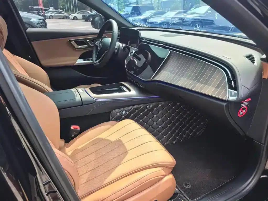 Mercedes-Benz E-Class 2024 E 300 L Fashion Edition — миниатюра 13