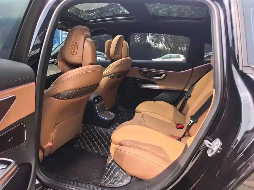Mercedes-Benz E-Class 2024 E 300 L Fashion Edition — миниатюра 15