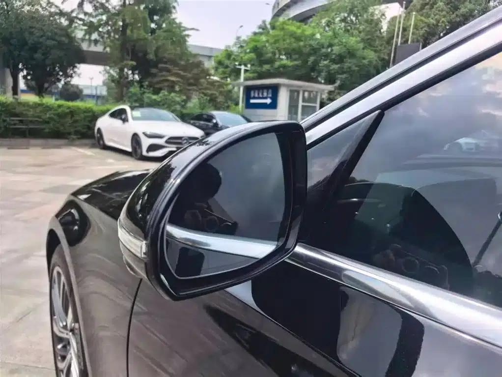 Mercedes-Benz E-Class 2024 E 300 L Fashion Edition — миниатюра 8