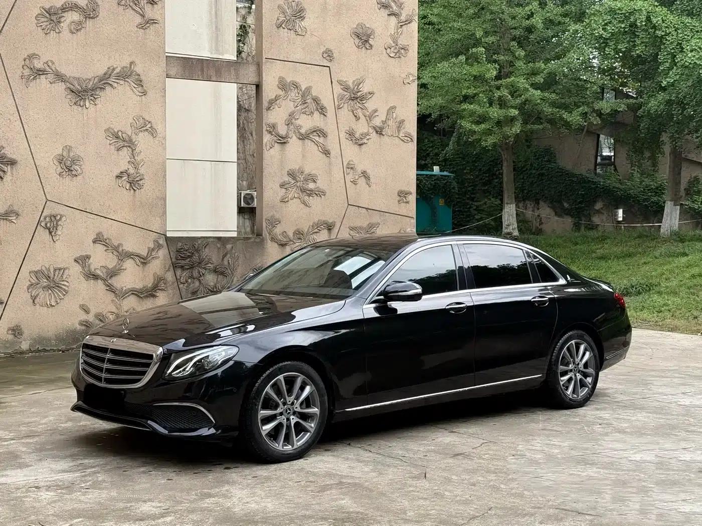 2019 Mercedes-Benz E-Class E 200 L 4MATIC — миниатюра 1