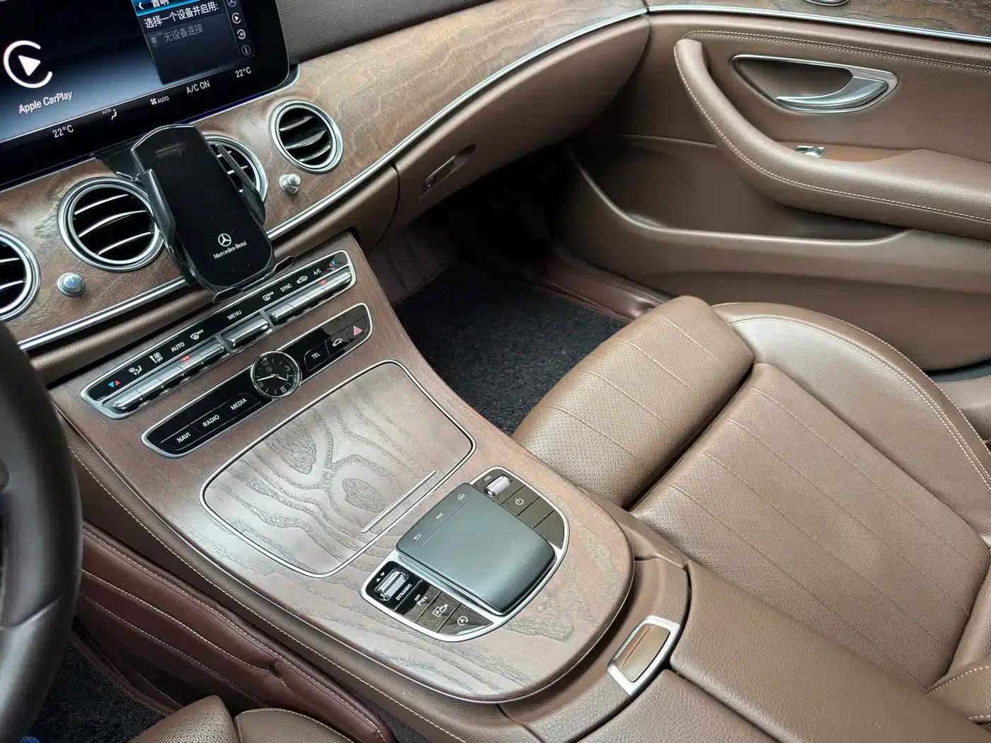 2019 Mercedes-Benz E-Class E 200 L 4MATIC — миниатюра 20