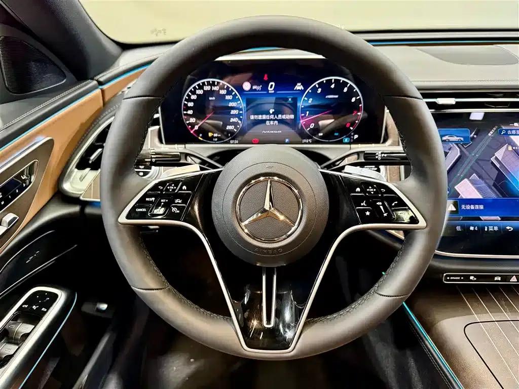 Mercedes-Benz E-Class 2025 Facelift E 300 L Fashion Model — миниатюра 15