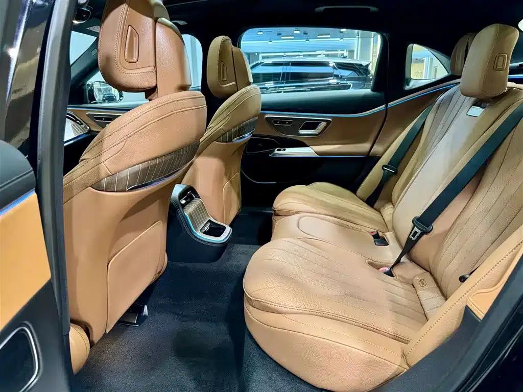 Mercedes-Benz E-Class 2025 Facelift E 300 L Fashion Model — миниатюра 20