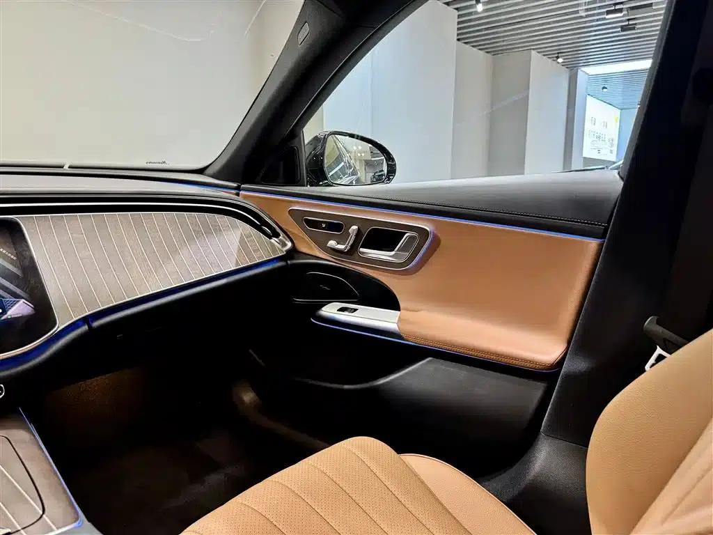 Mercedes-Benz E-Class 2025 Facelift E 300 L Fashion Model — миниатюра 23