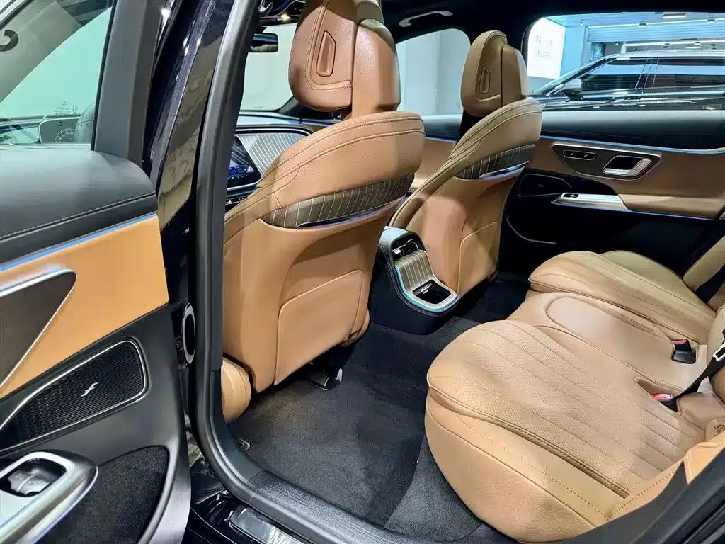 Mercedes-Benz E-Class 2025 Facelift E 300 L Fashion Model — миниатюра 28