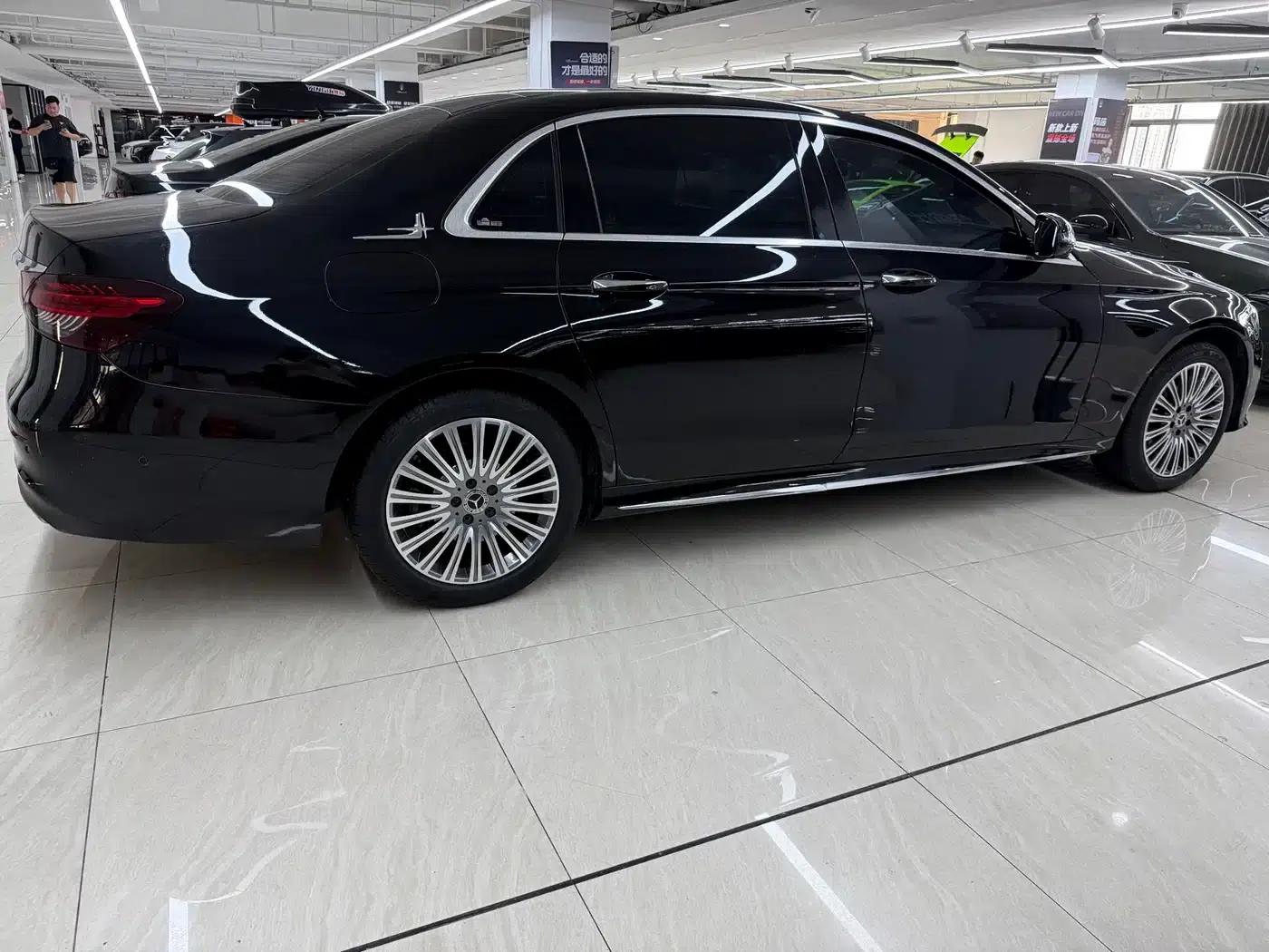 Mercedes-Benz E-Class 2022 E 300 L Fashion Edition — миниатюра 2